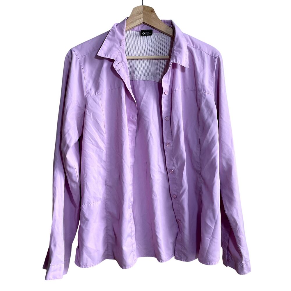 White Sierra button down pink shirt long sleeved women's‎ size medium overcoat